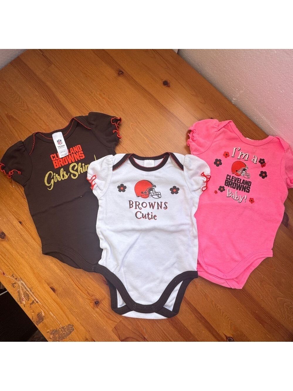 Cleveland Browns Kids One Pieces - Brown, White, Pink size 6-12 months bundle - Picture 3 of 7